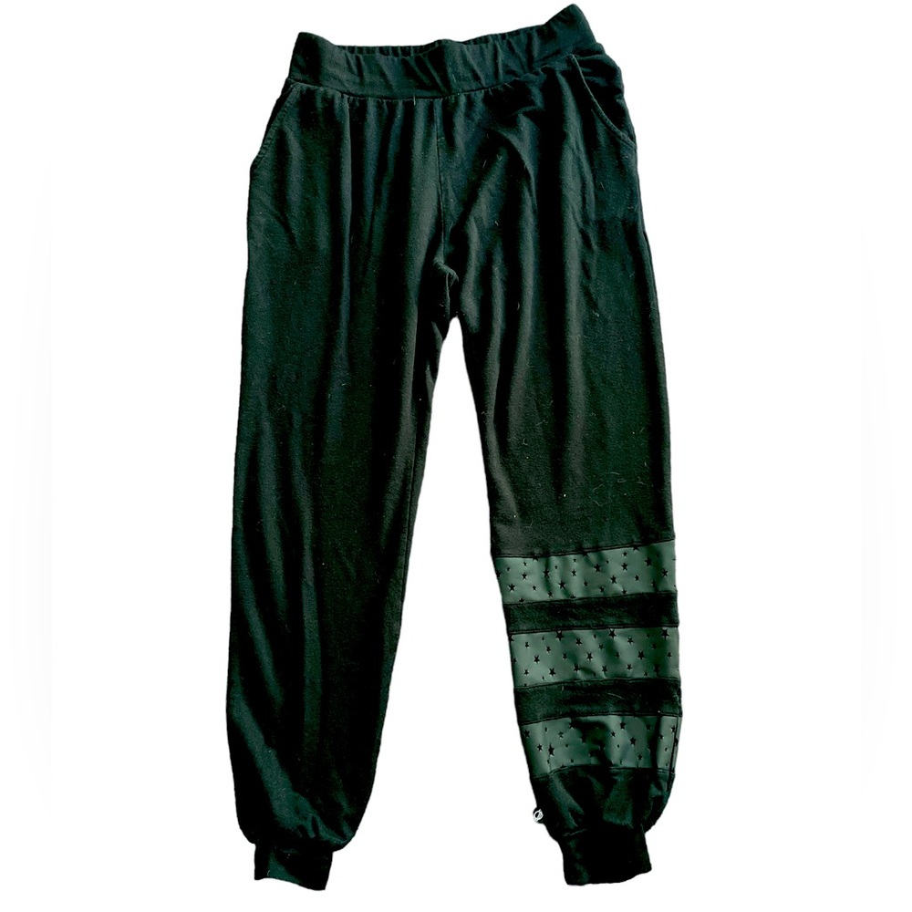 Terez black Joggers w cut out star detail on leg size Medium 😎 🔥